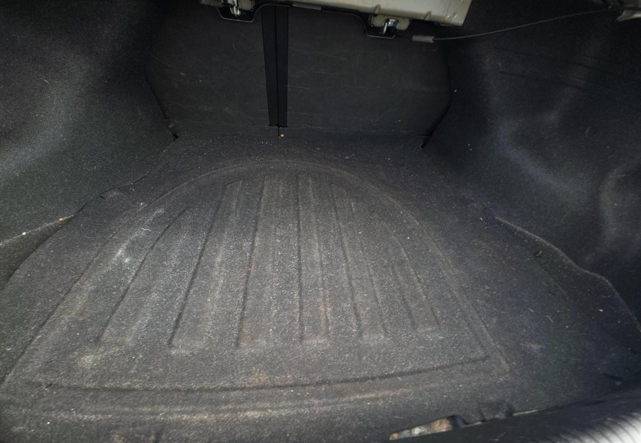 Hyundai Elantra  2013