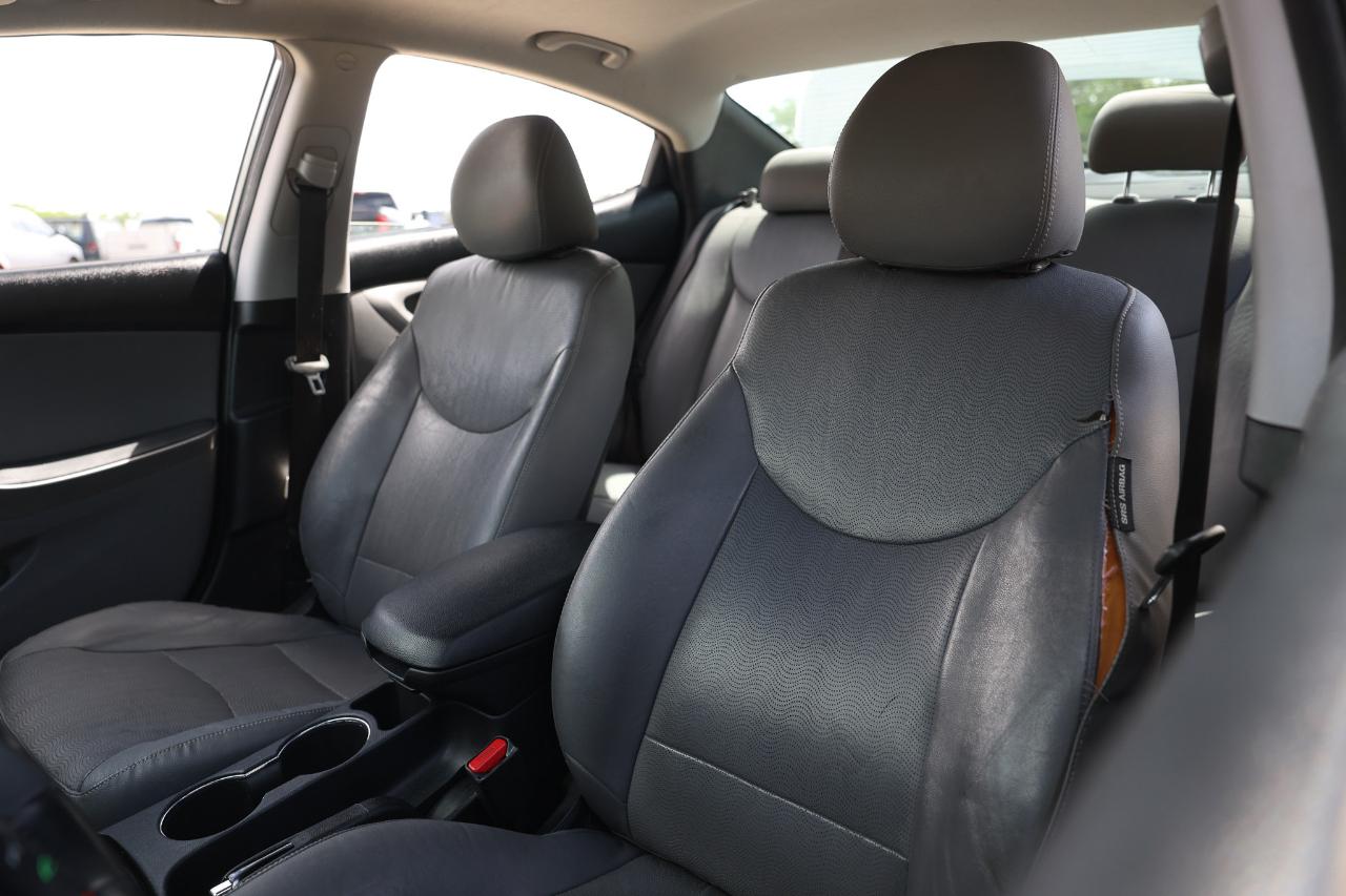 Hyundai Elantra  2013