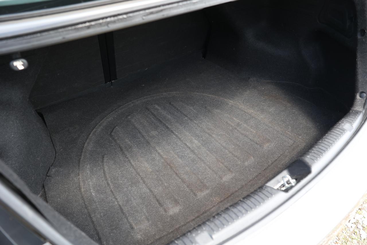 Hyundai Elantra  2013