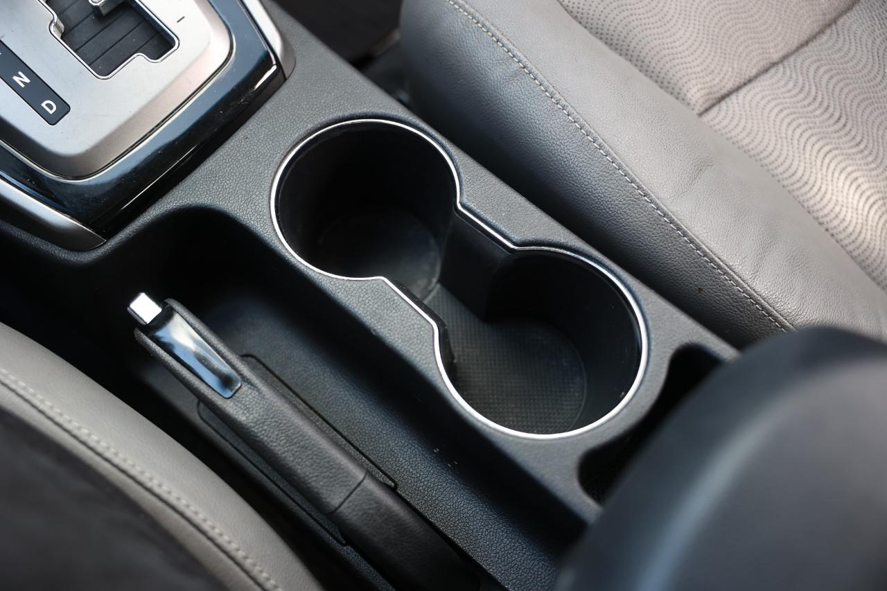 Hyundai Elantra  2013