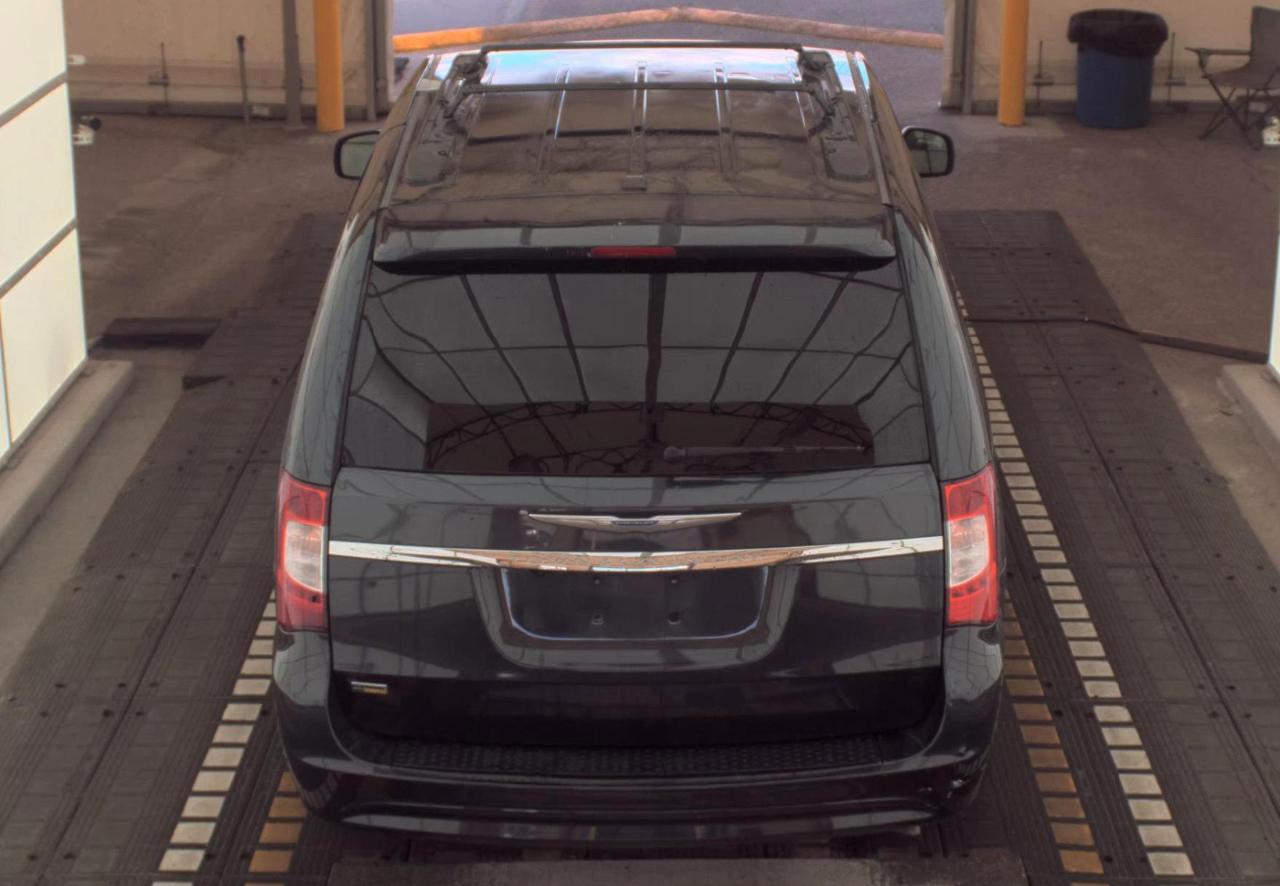 Chrysler Town & Country  2014