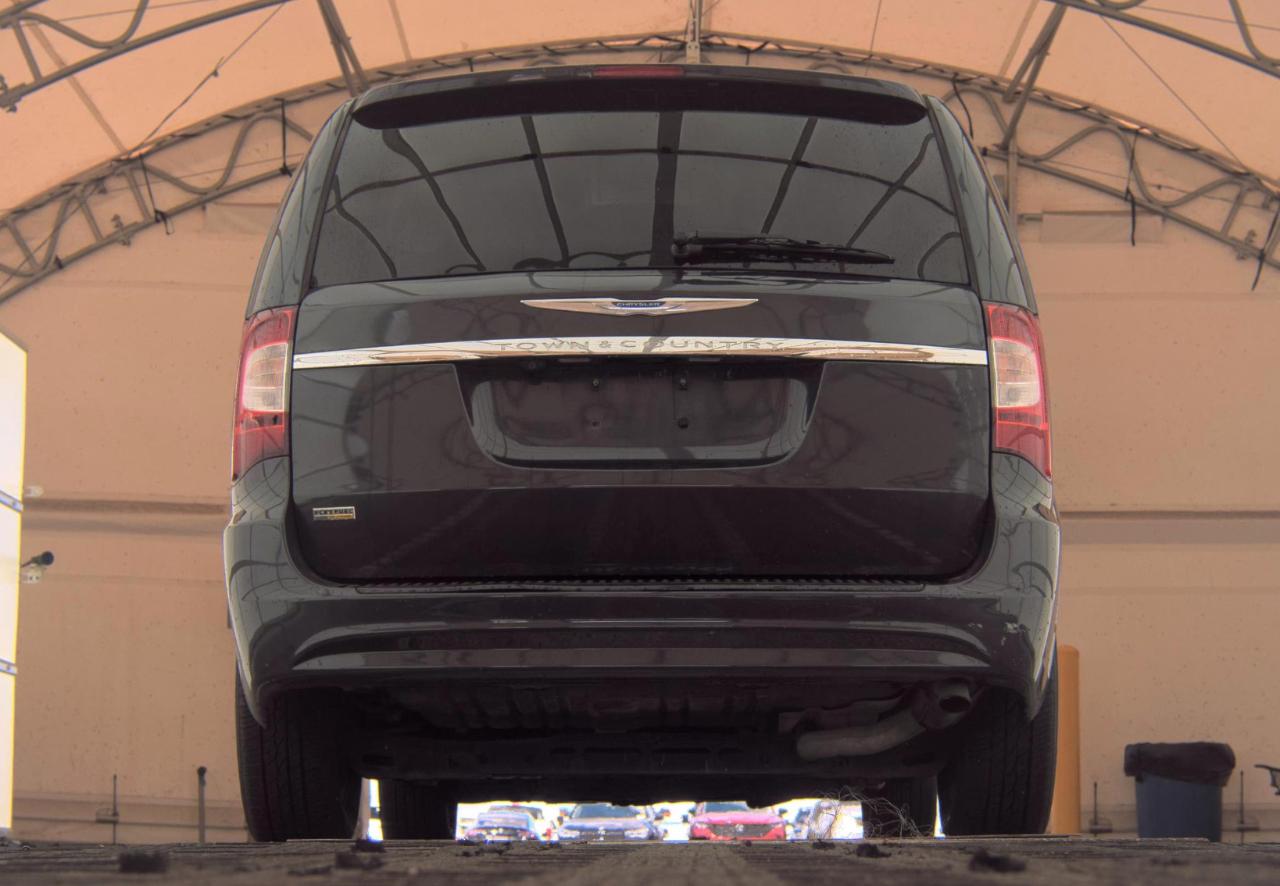 Chrysler Town & Country  2014