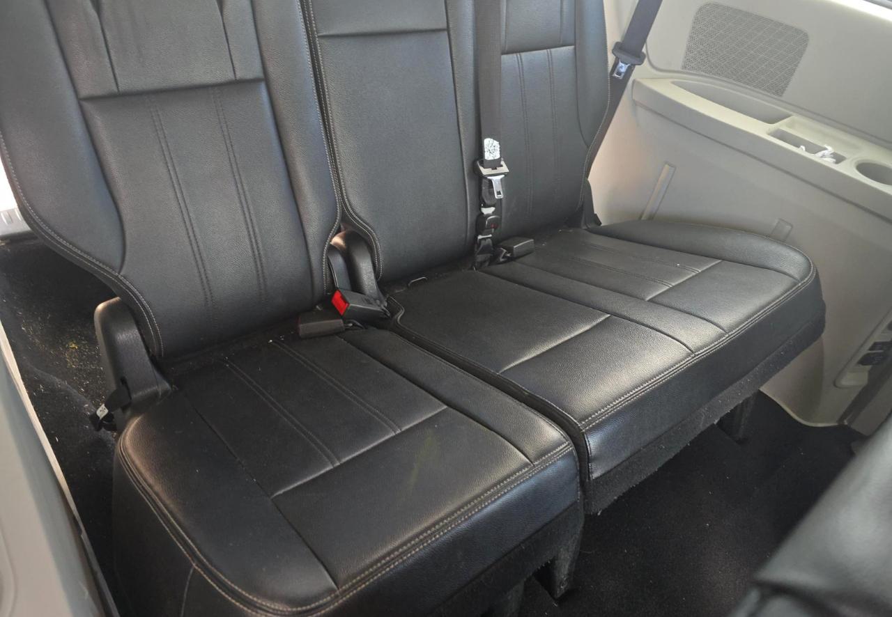 Chrysler Town & Country  2014