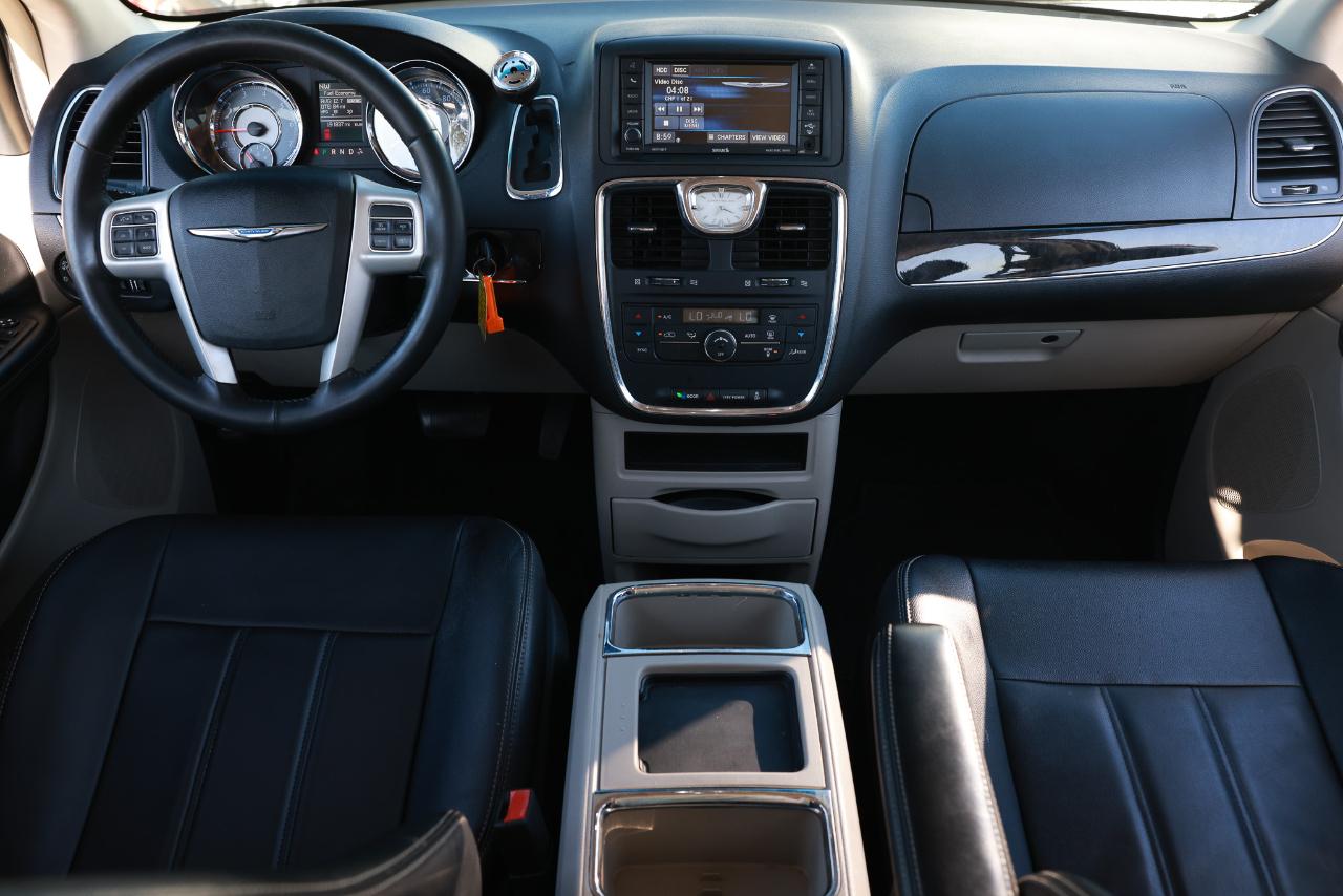 Chrysler Town & Country  2014