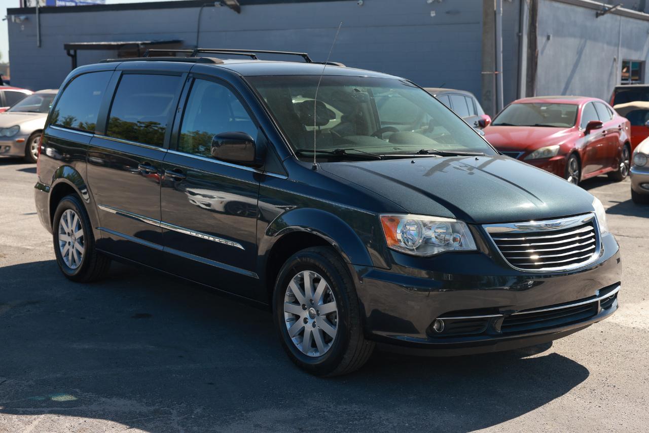 Chrysler Town & Country  2014