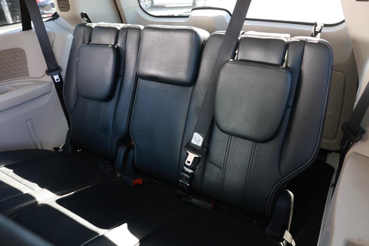 Chrysler Town & Country  2014