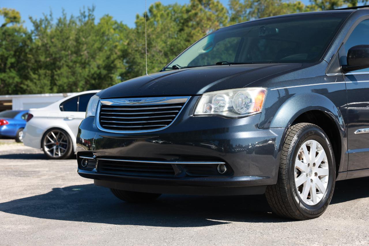 Chrysler Town & Country  2014