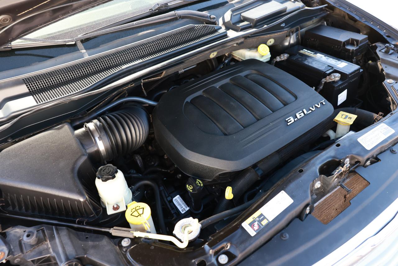 Chrysler Town & Country  2014