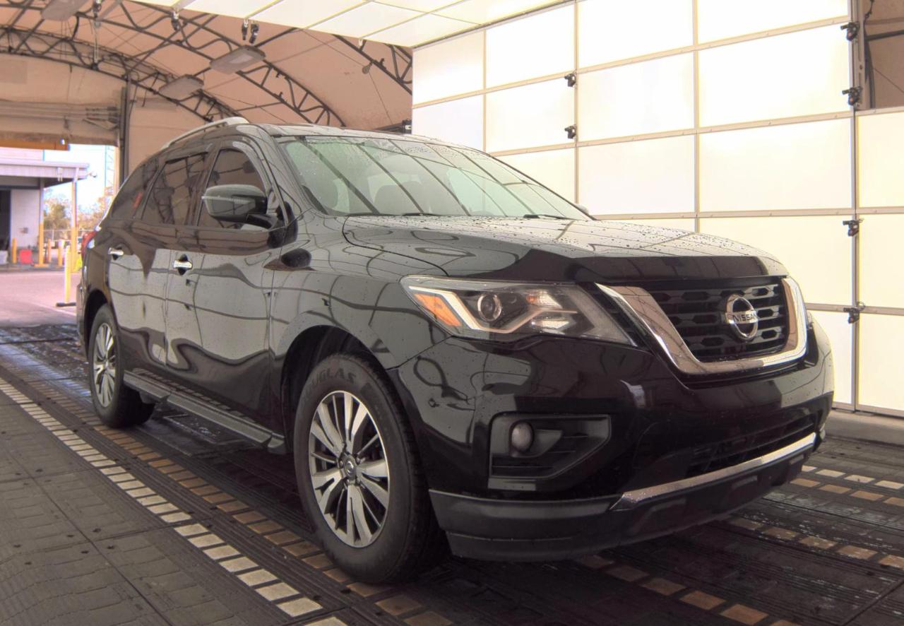 Nissan Pathfinder  2018