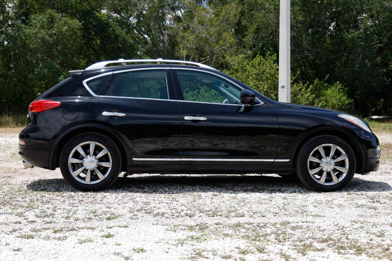 Infiniti EX35  2011