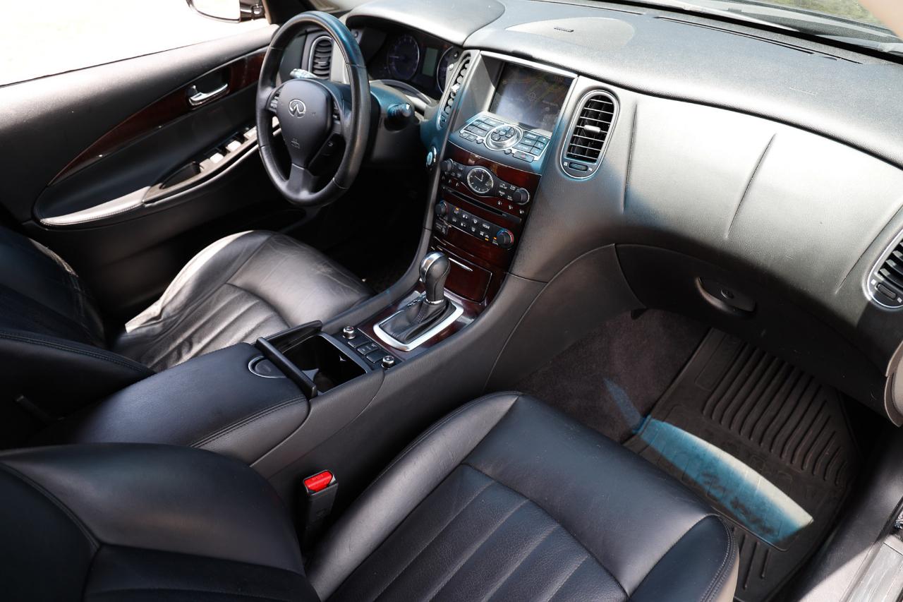 Infiniti EX35  2011