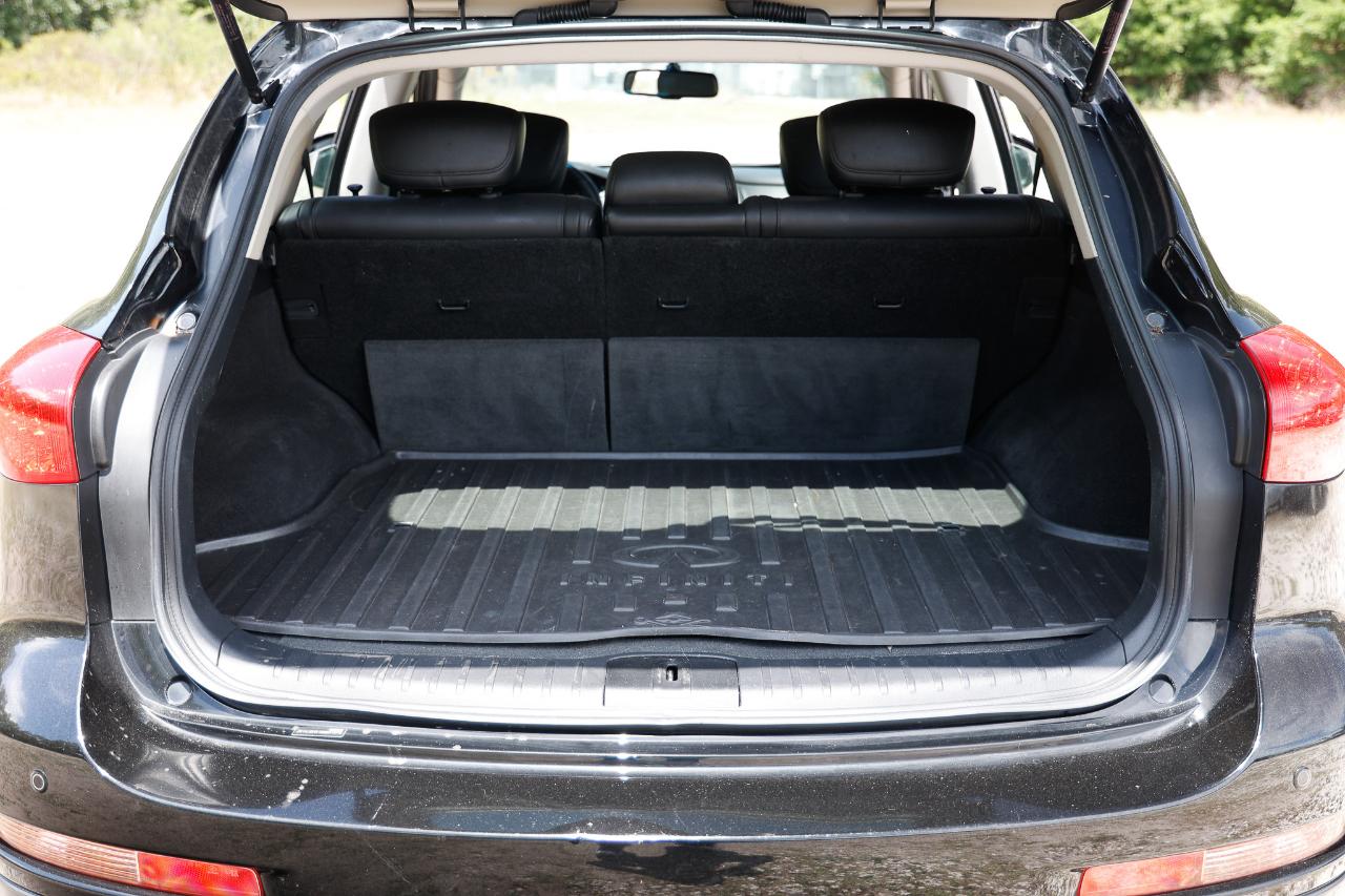Infiniti EX35  2011