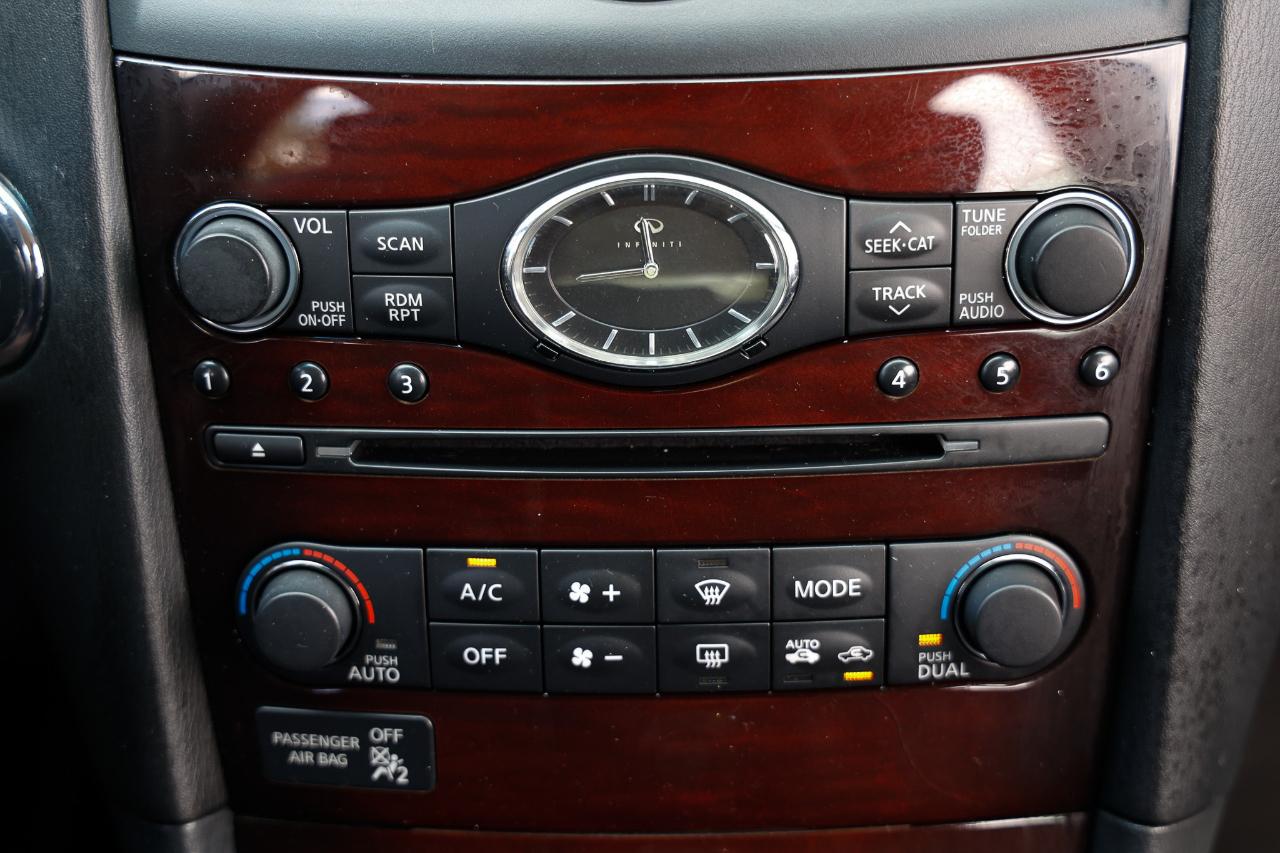 Infiniti EX35  2011