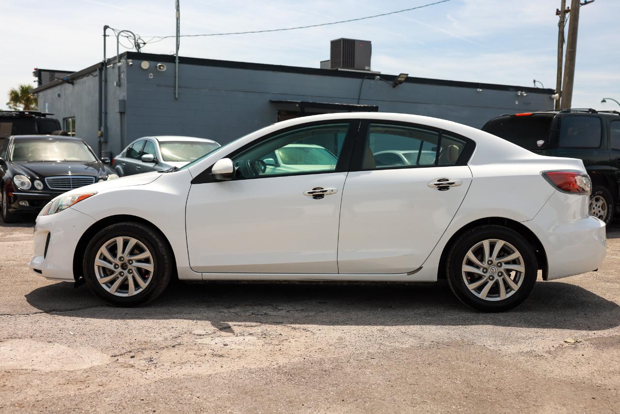 Mazda MAZDA3  2012
