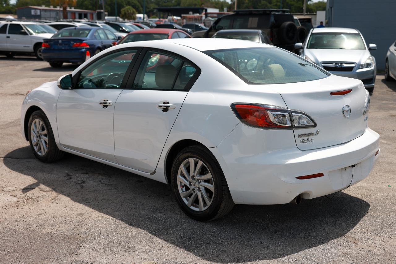 Mazda MAZDA3  2012