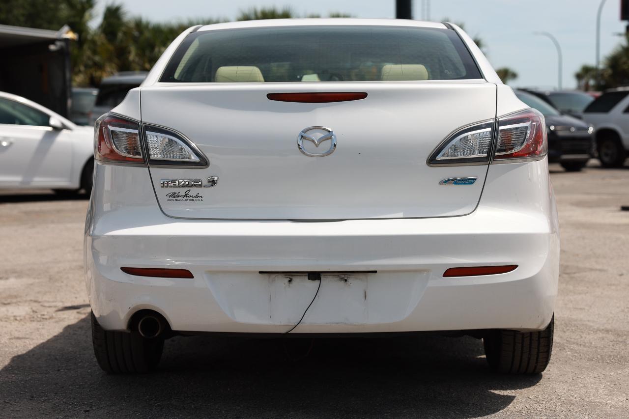 Mazda MAZDA3  2012