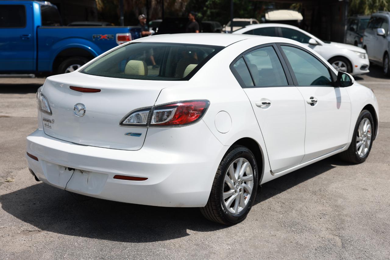 Mazda MAZDA3  2012