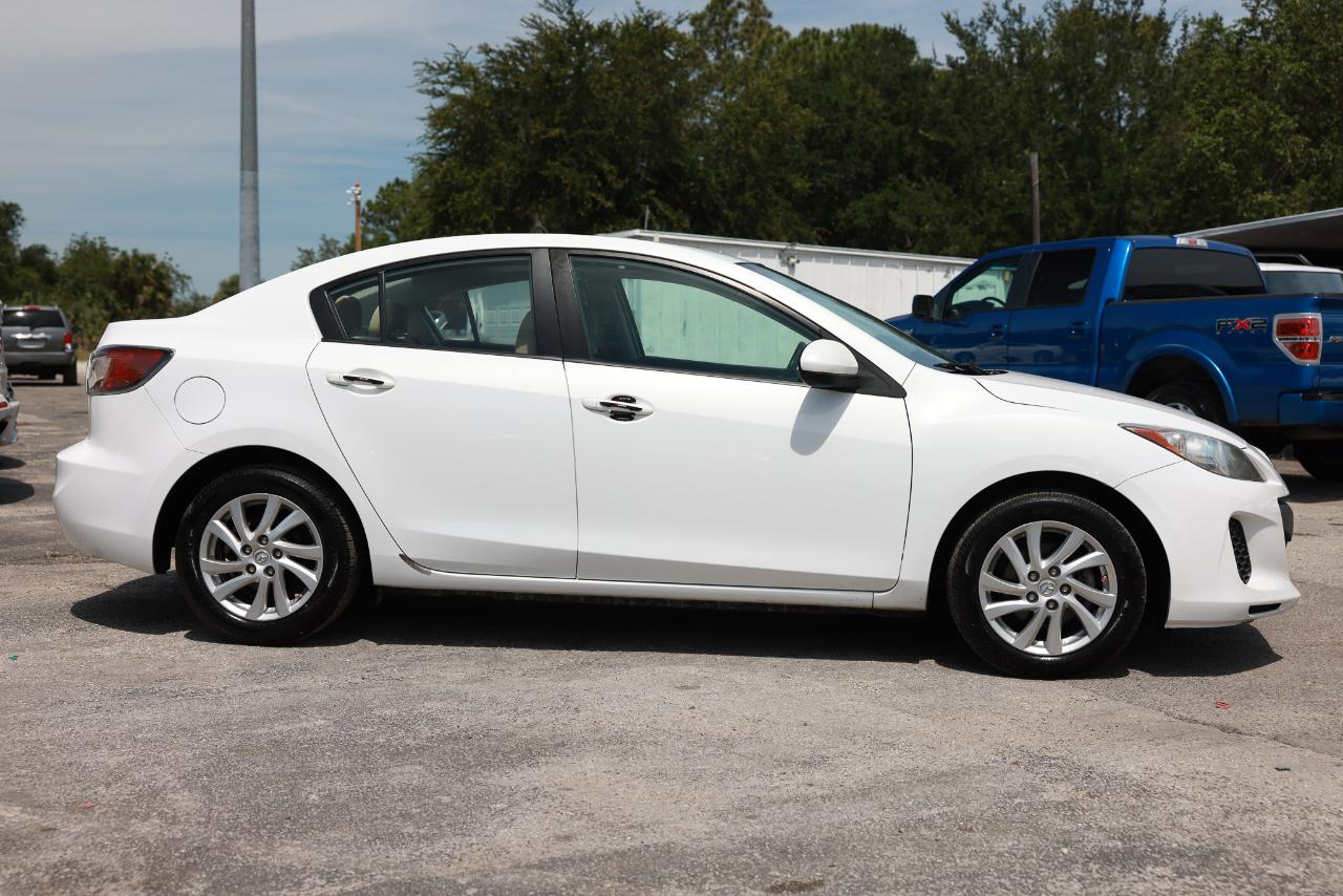 Mazda MAZDA3  2012
