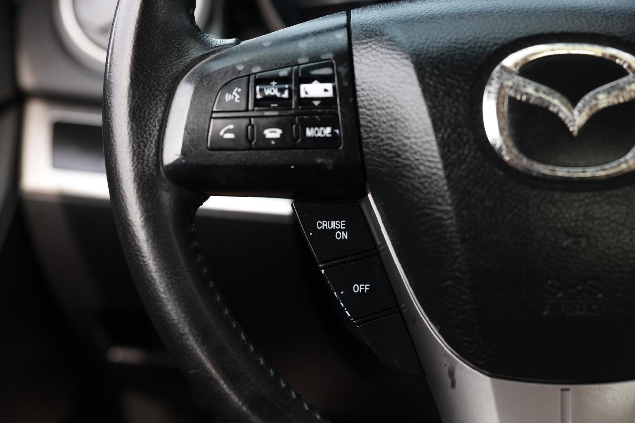 Mazda MAZDA3  2012