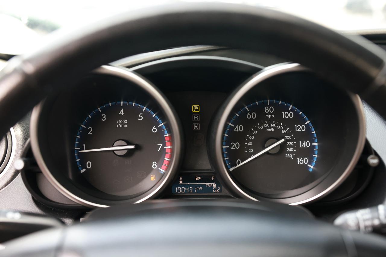 Mazda MAZDA3  2012