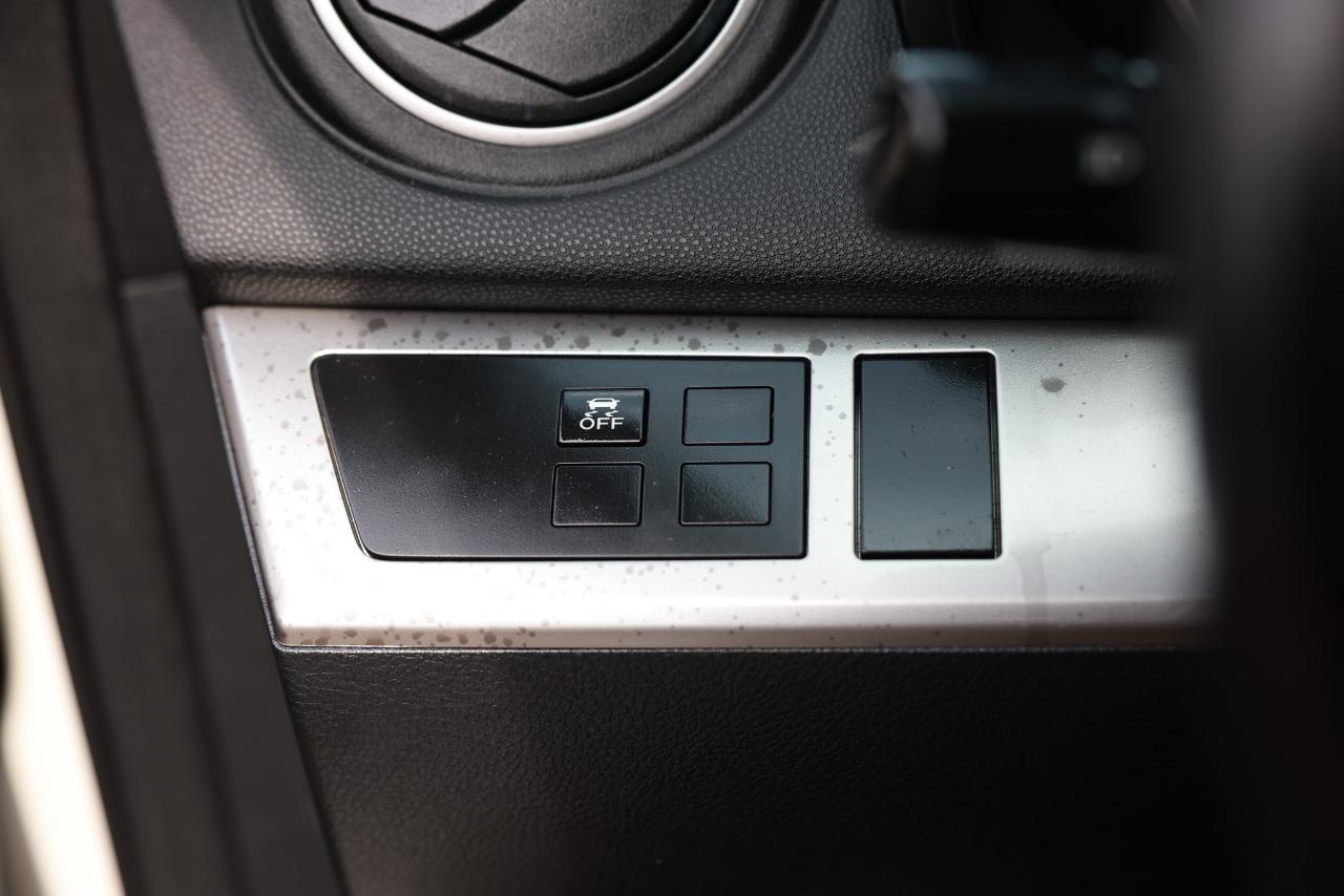 Mazda MAZDA3  2012