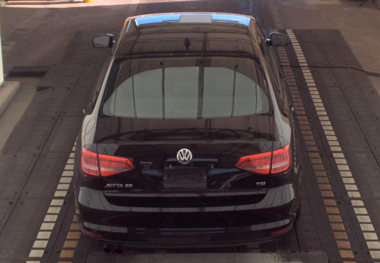 Volkswagen Jetta Sedan  2015