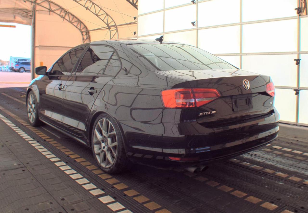 Volkswagen Jetta Sedan  2015