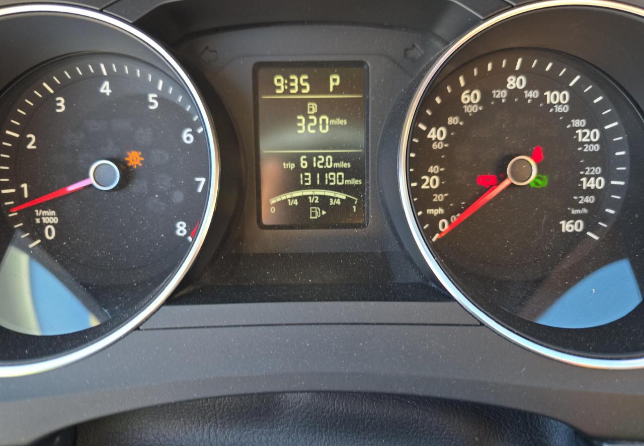 Volkswagen Jetta Sedan  2015