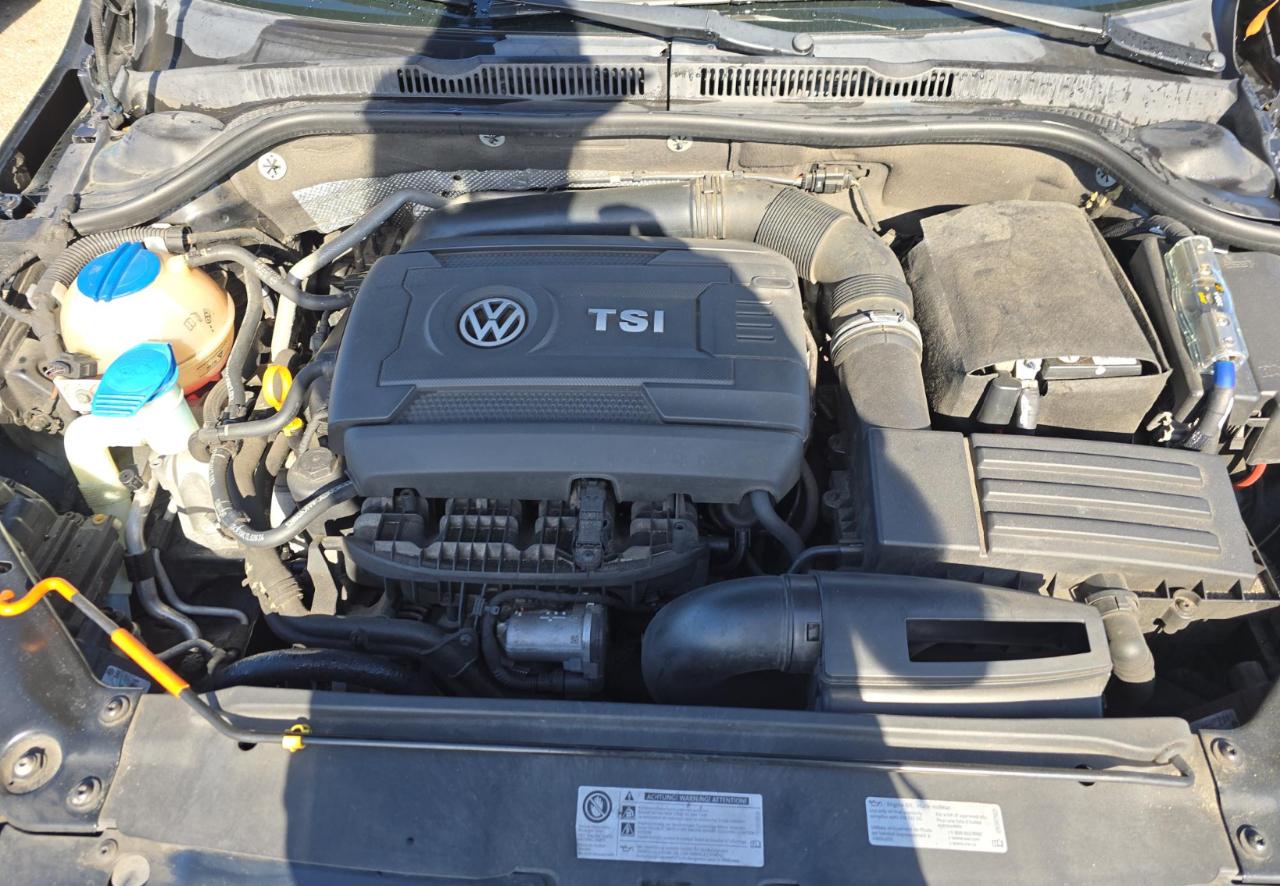 Volkswagen Jetta Sedan  2015