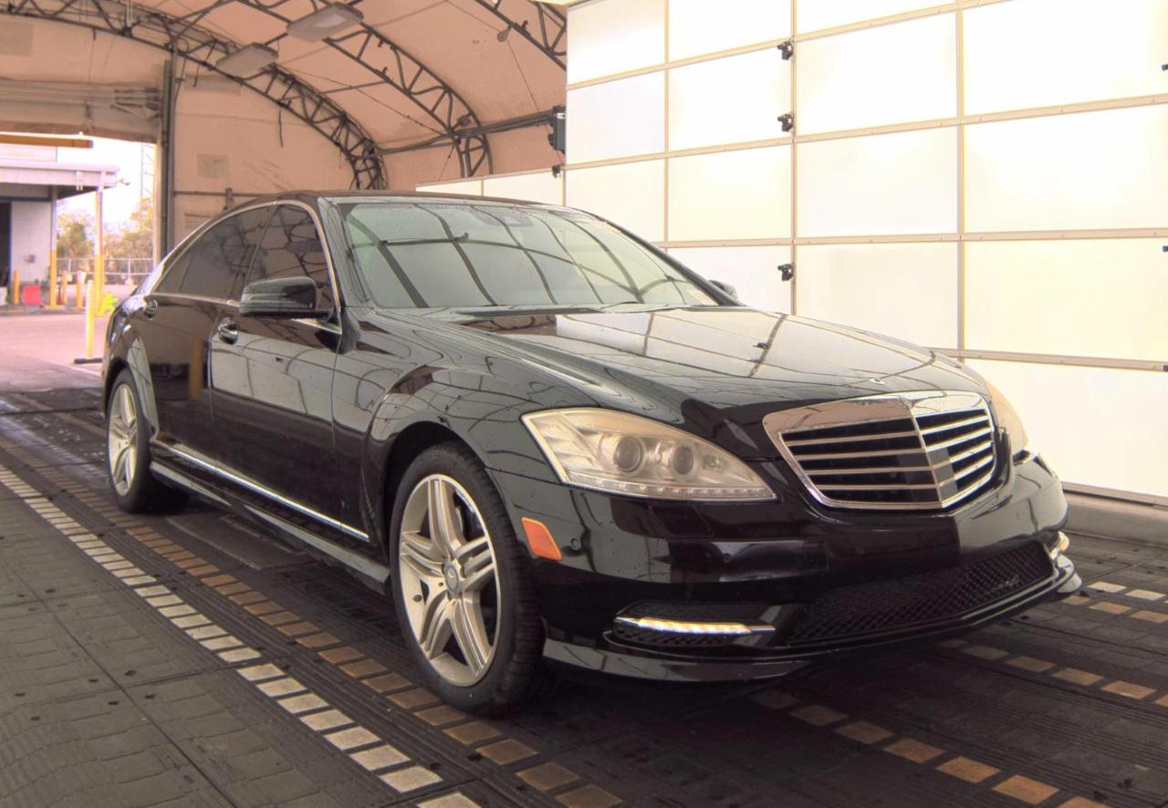 Mercedes-Benz S550  2013
