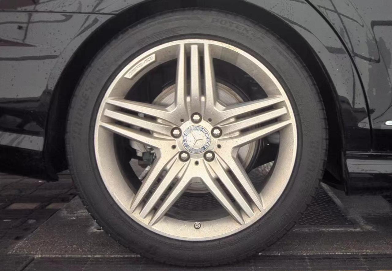 Mercedes-Benz S550  2013