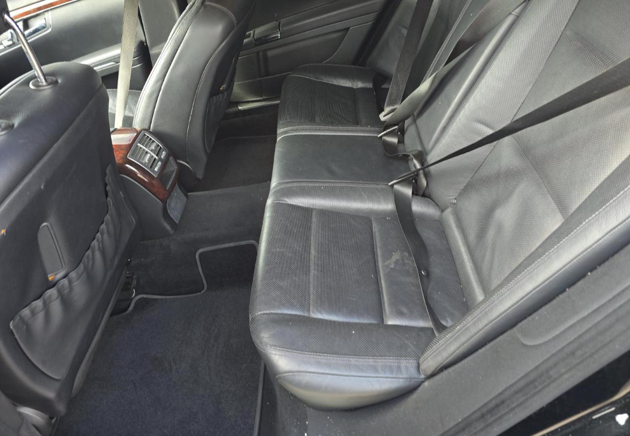 Mercedes-Benz S550  2013