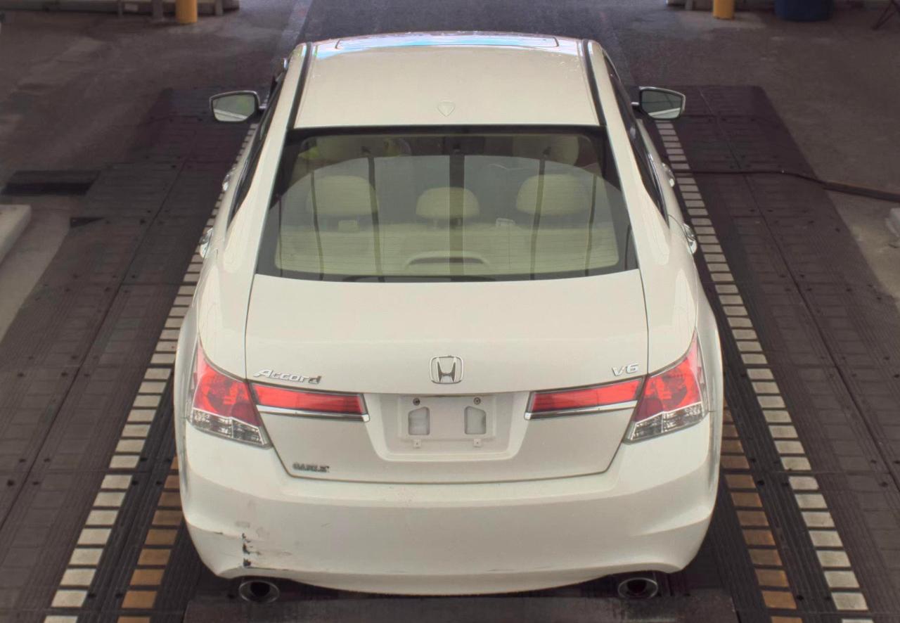 Honda Accord Sdn  2011