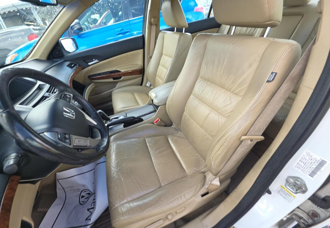 Honda Accord Sdn  2011