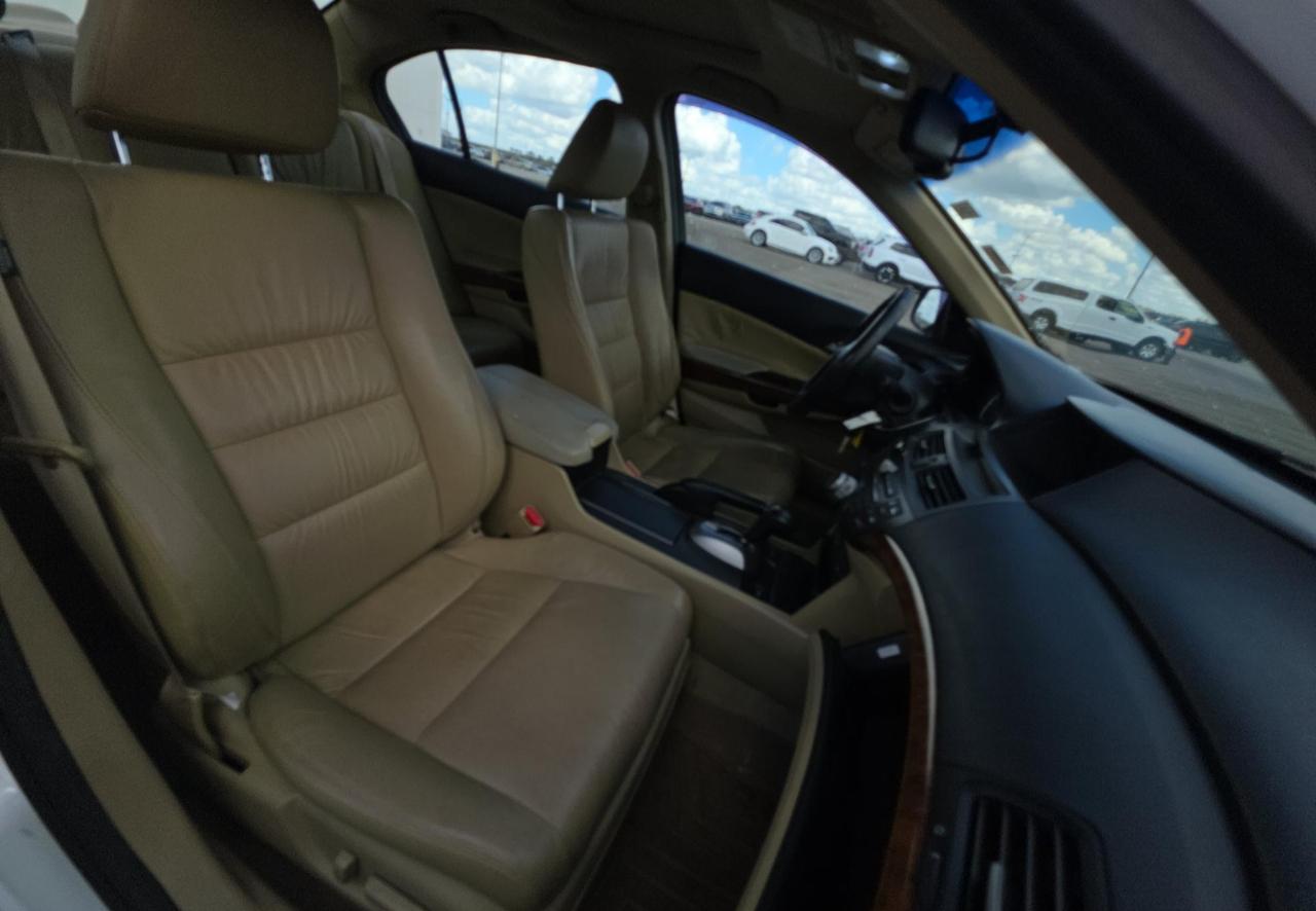 Honda Accord Sdn  2011