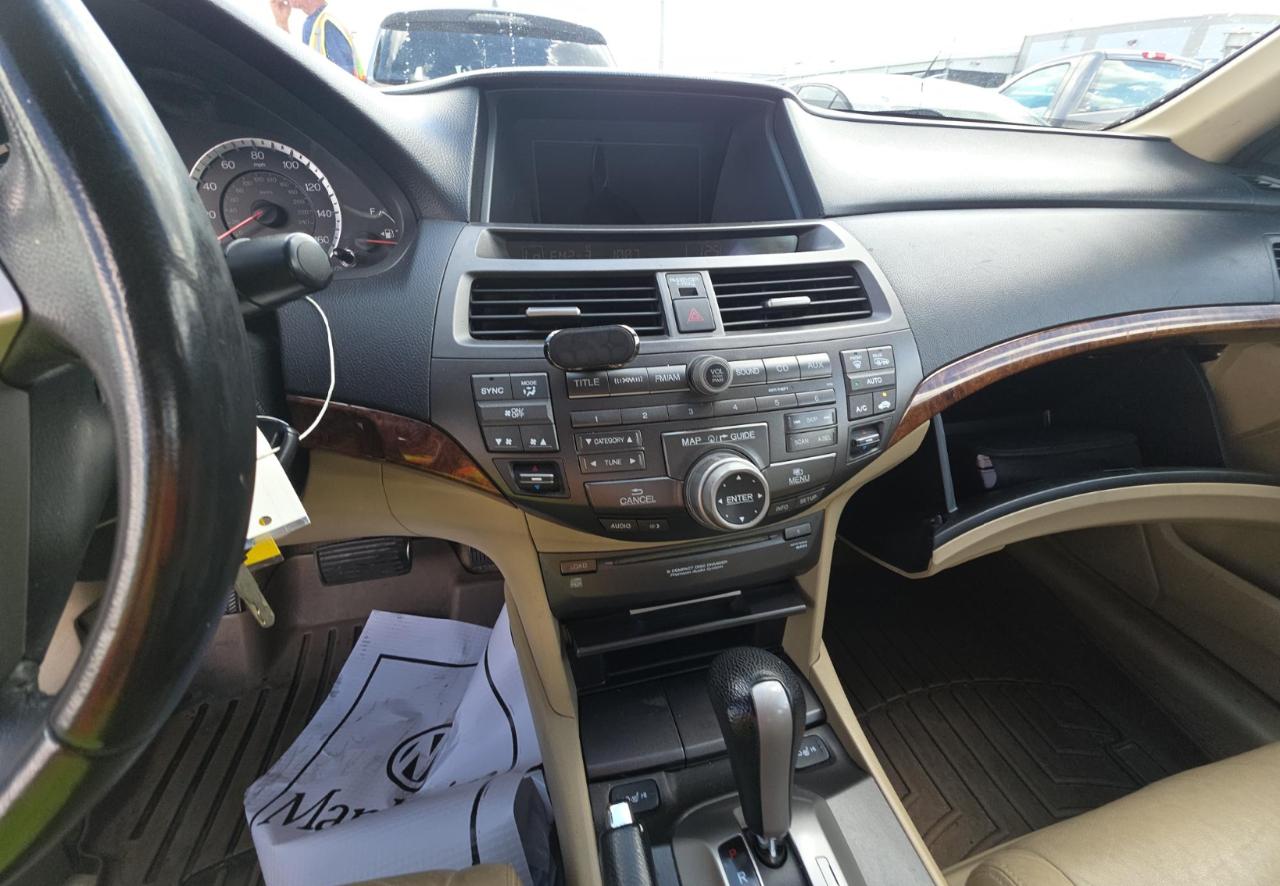 Honda Accord Sdn  2011