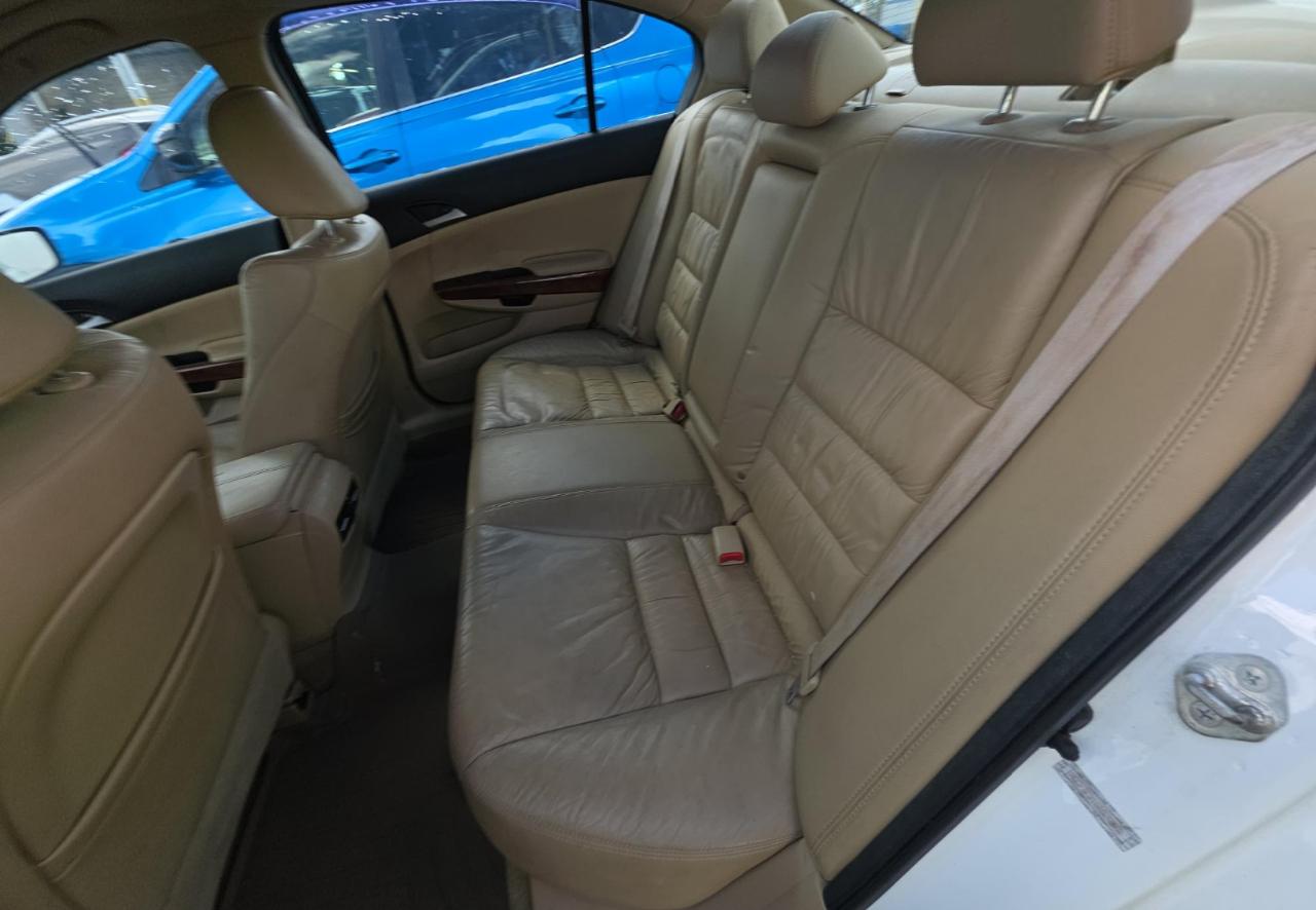 Honda Accord Sdn  2011