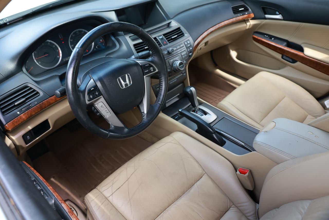 Honda Accord Sdn  2011