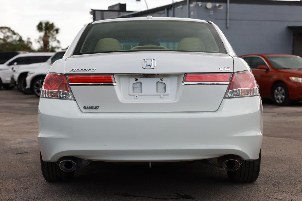 Honda Accord Sdn  2011
