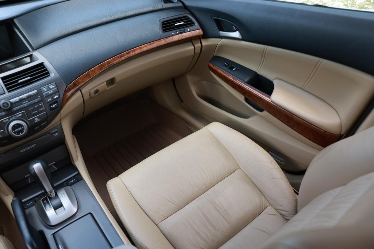 Honda Accord Sdn  2011