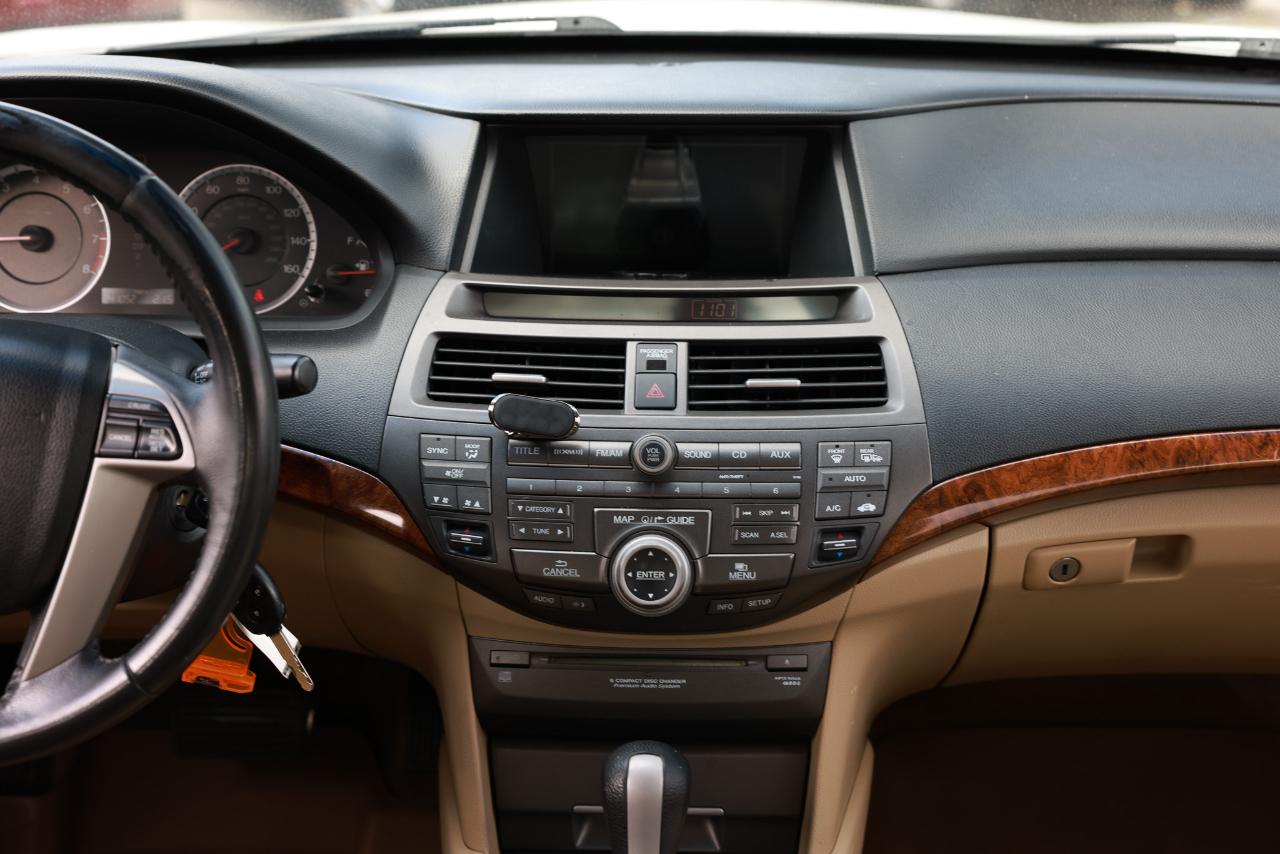 Honda Accord Sdn  2011