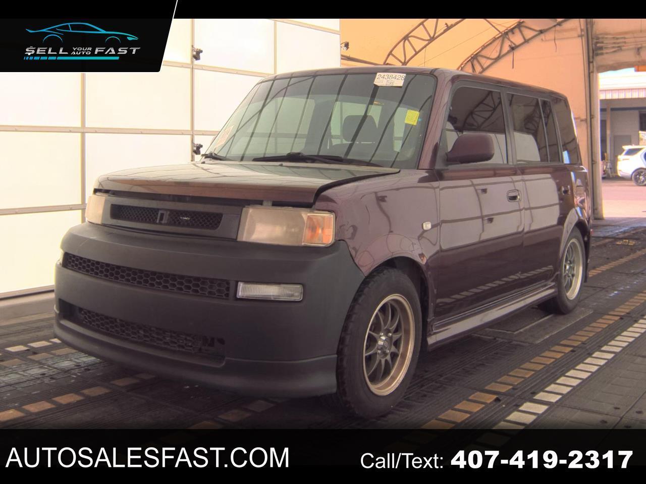 Scion xB  2005