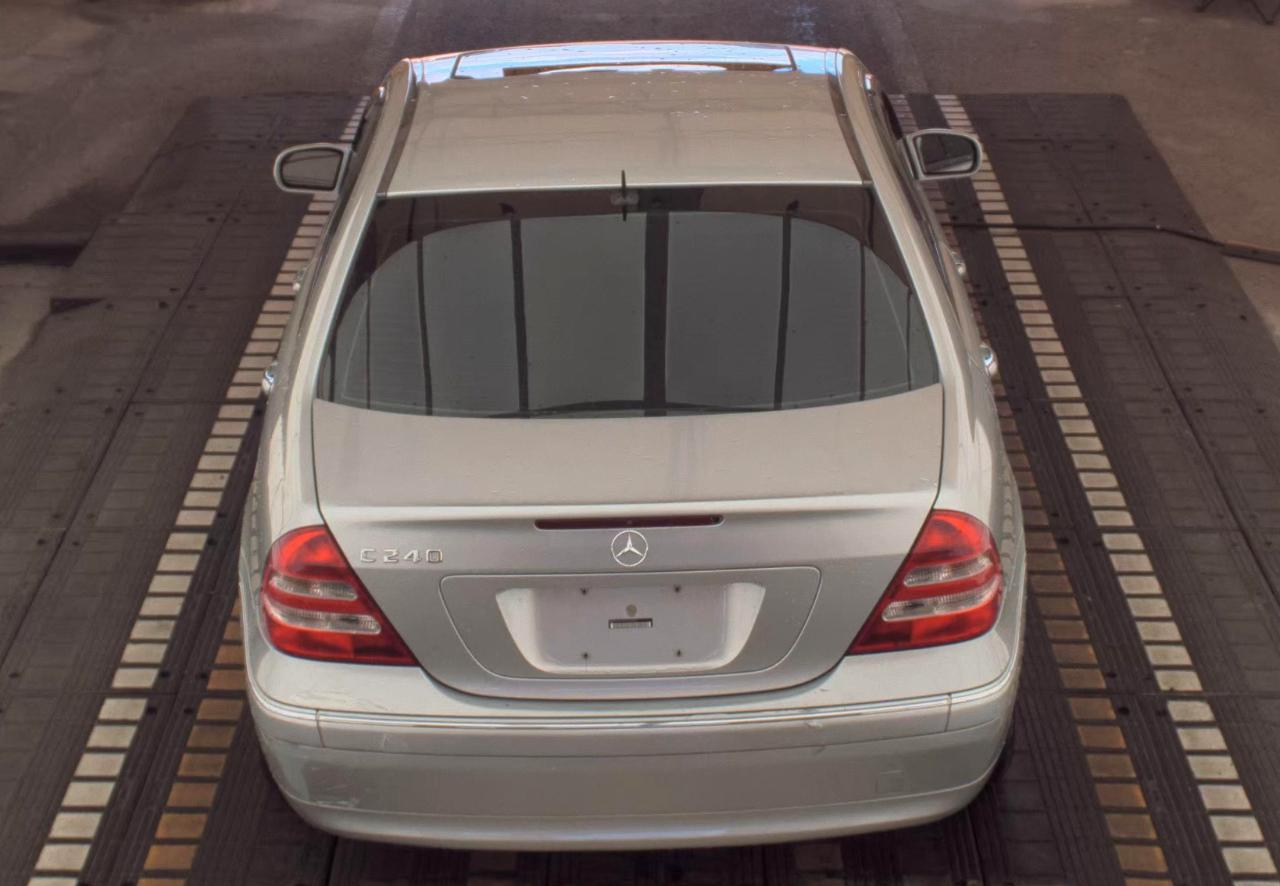 Mercedes-Benz C-Class  2002