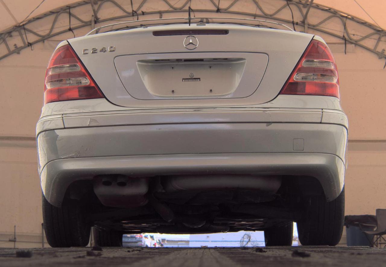 Mercedes-Benz C-Class  2002