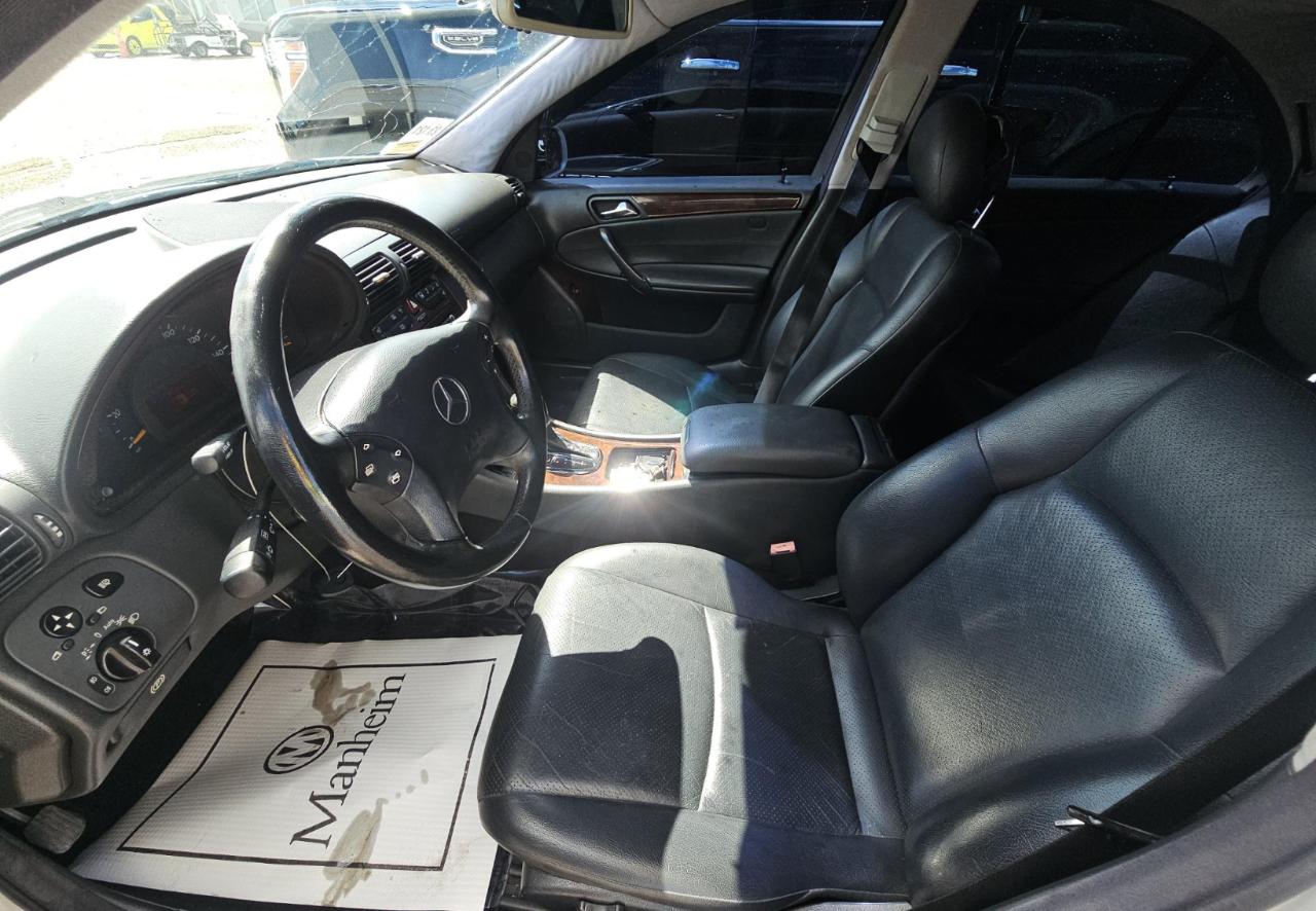 Mercedes-Benz C-Class  2002