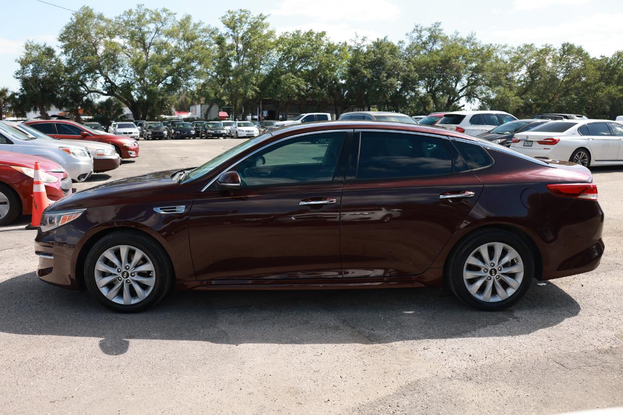 Kia Optima  2017