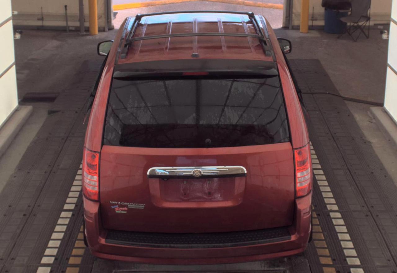 Chrysler Town & Country  2008