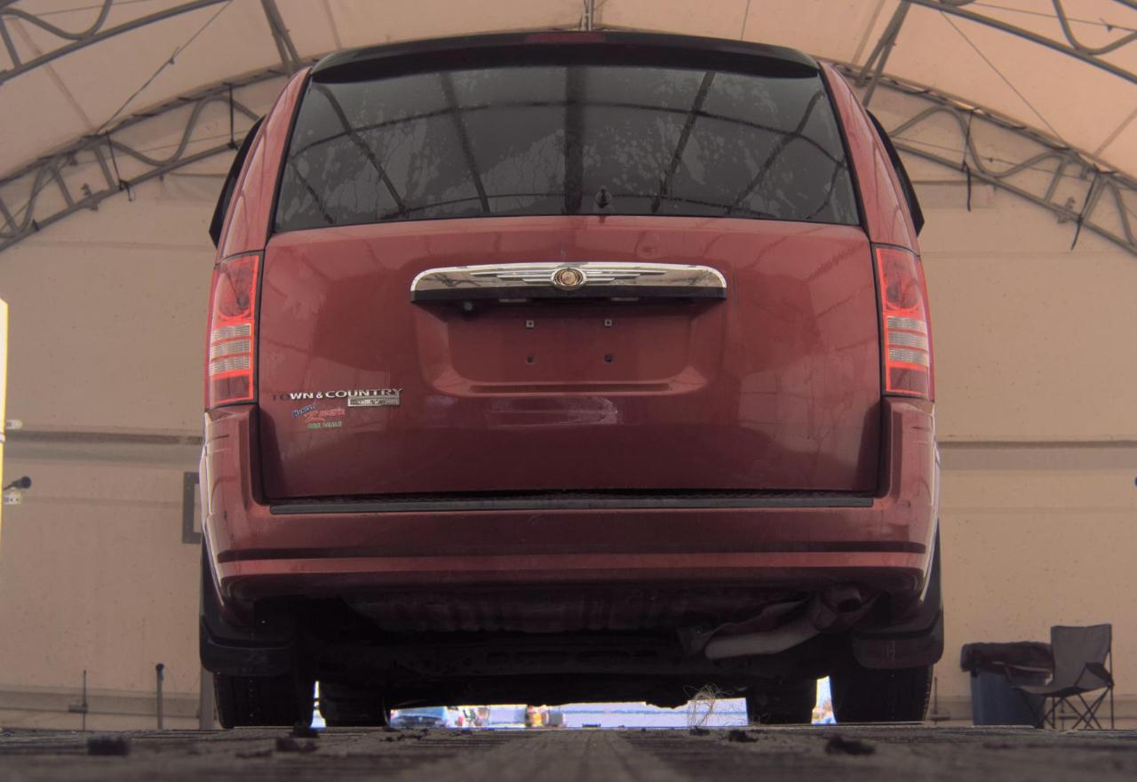 Chrysler Town & Country  2008