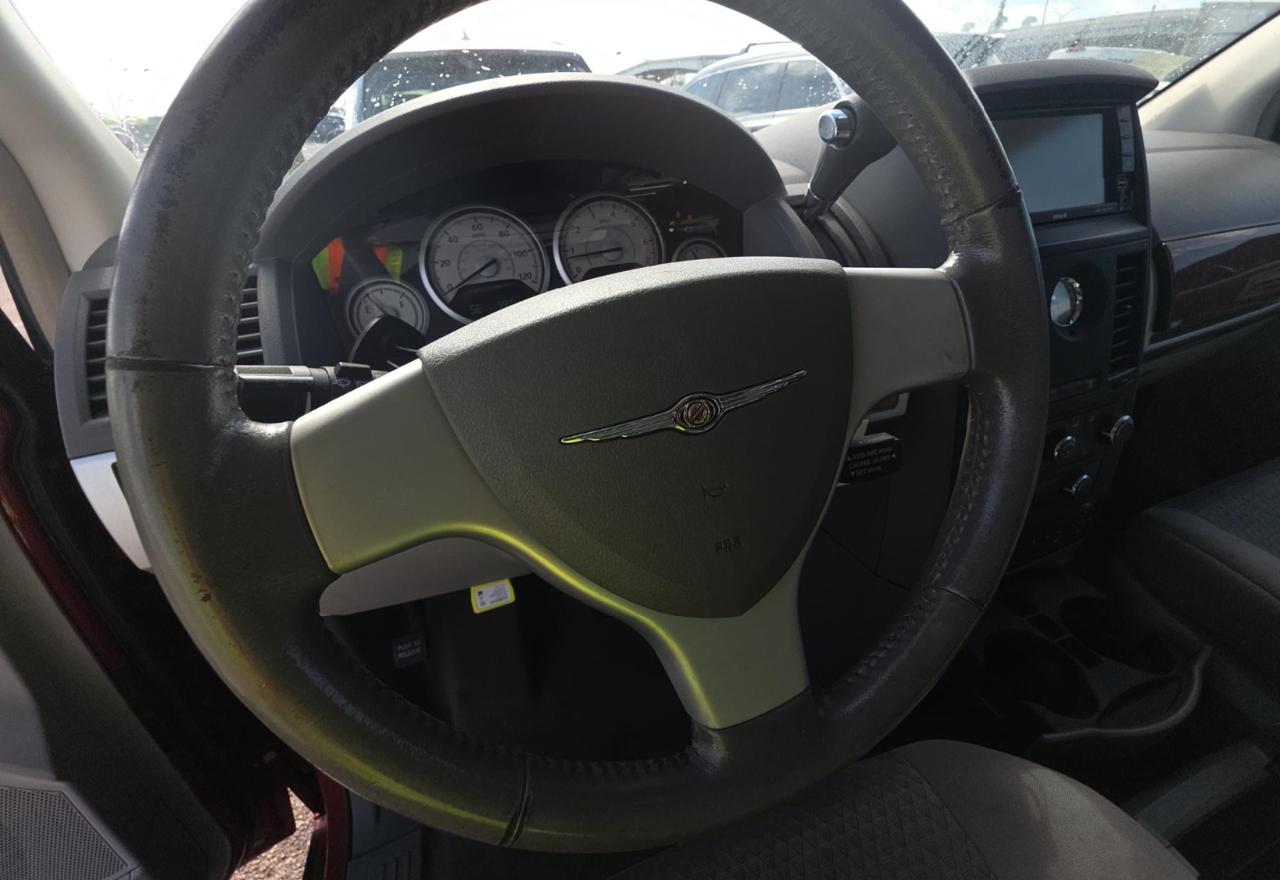 Chrysler Town & Country  2008