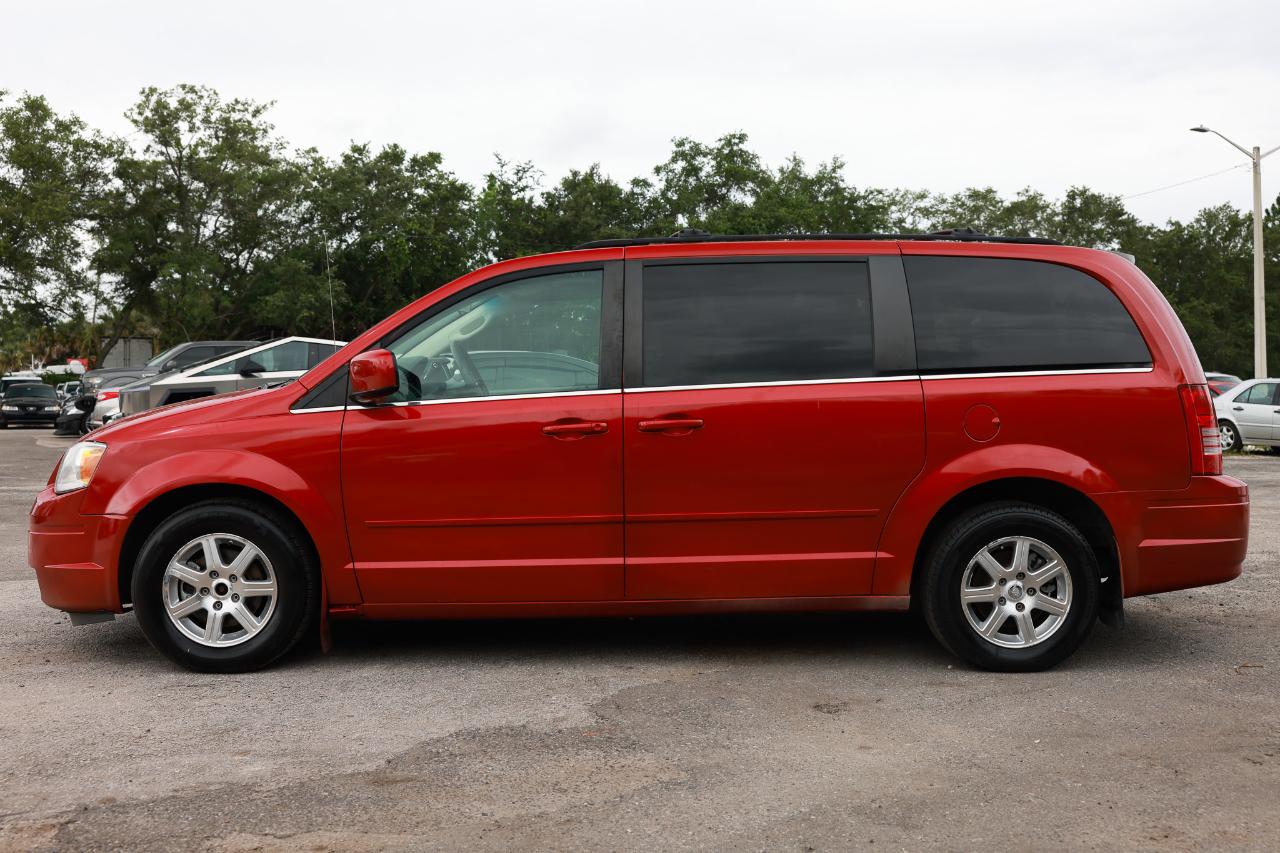 Chrysler Town & Country  2008